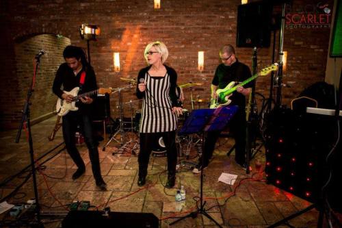 1000471_471301582963135_833051626_n